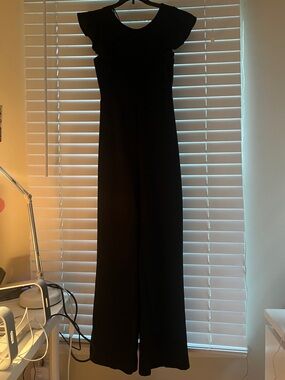 21 Saints Black Wide-Leg Cap Sleeve Jumpsuit Size 4